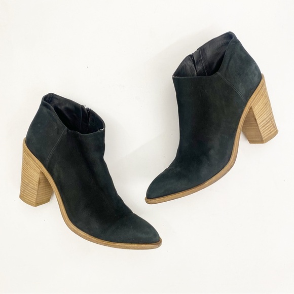 Vince. || Easton Heeled Ankle Booties Nubuck Leather Black 39 US 9 - Picture 2 of 8